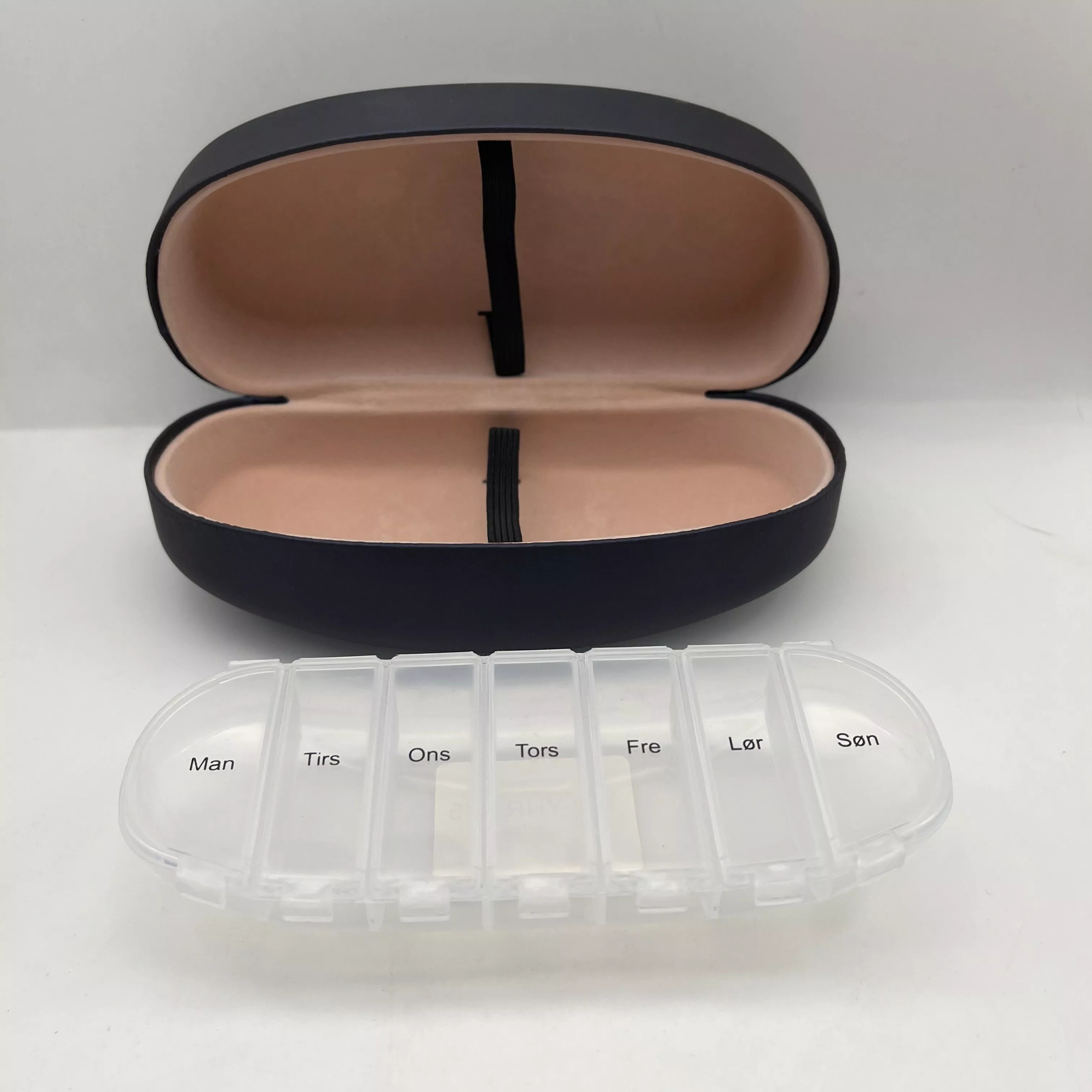 Novelty Weekly 7 Compartment Pill Organizer With Glasses Case